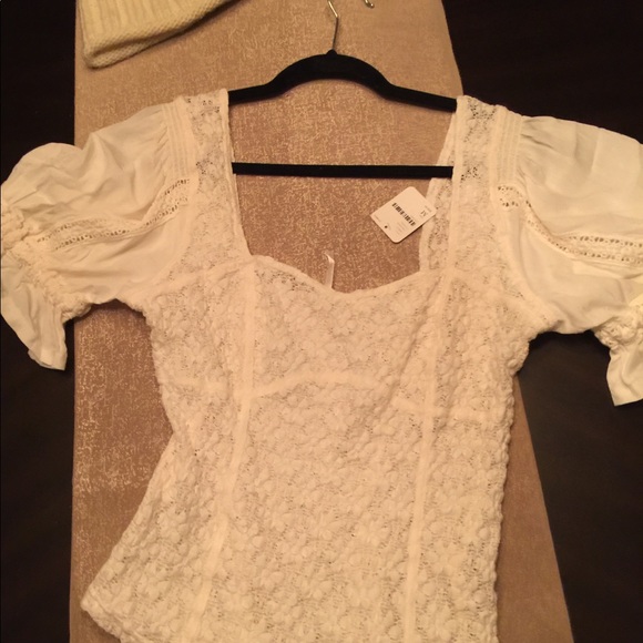 Free People cream lace top 🥰🔥🥰 - Picture 3 of 5